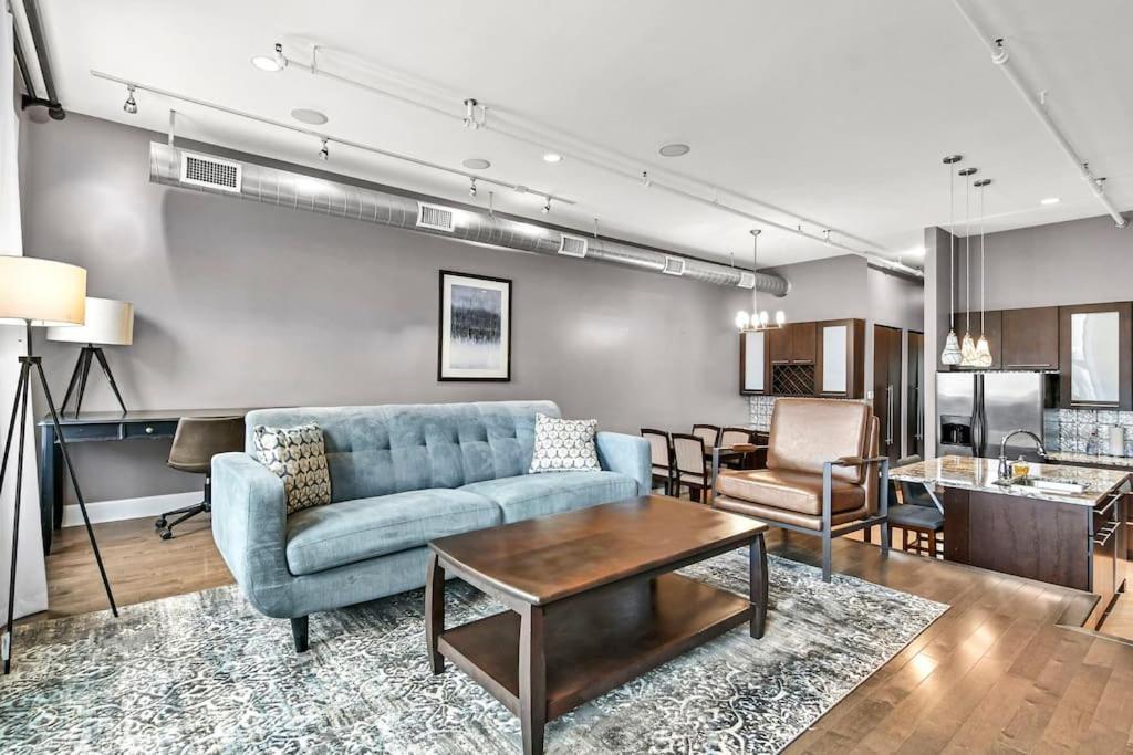 Lovely 2-Bedroom Unit In Springfriend Springfield Bagian luar foto